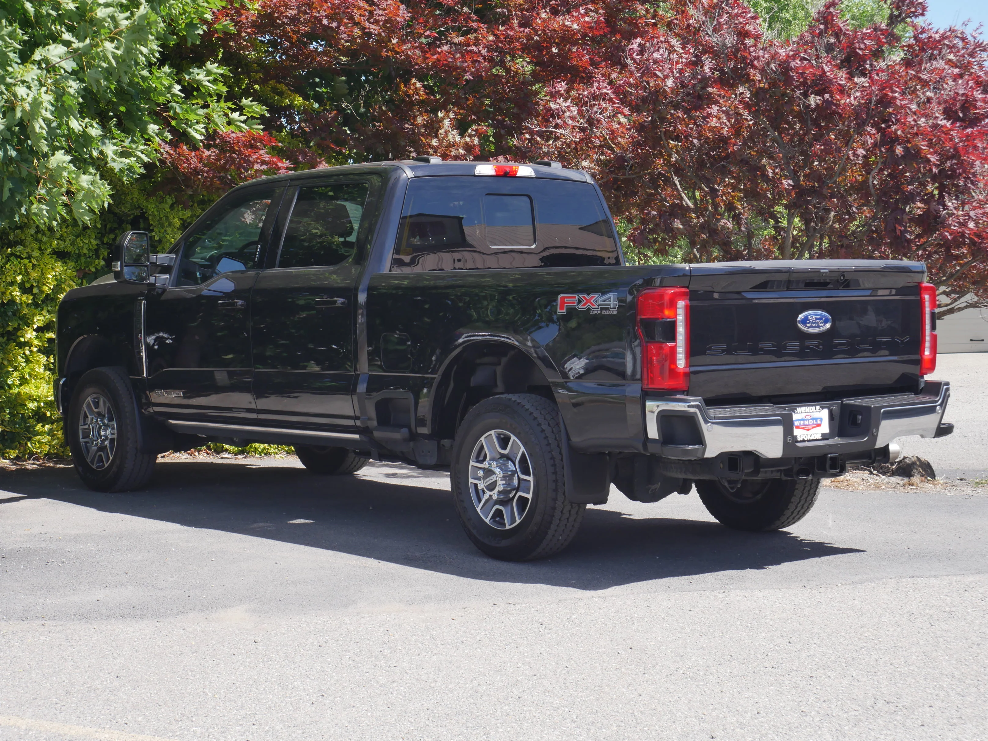 Certified Used 2024 Agate Black Metallic Ford LARIAT image 24