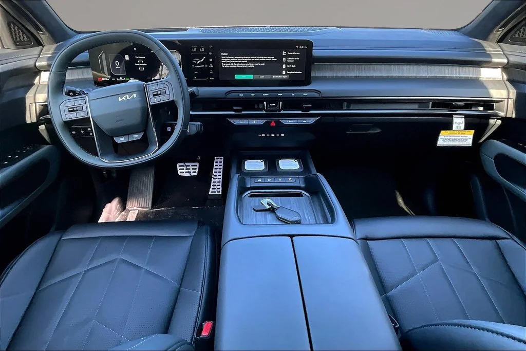 New 2027 Jade Green Kia X-Line SX Prestige image 5