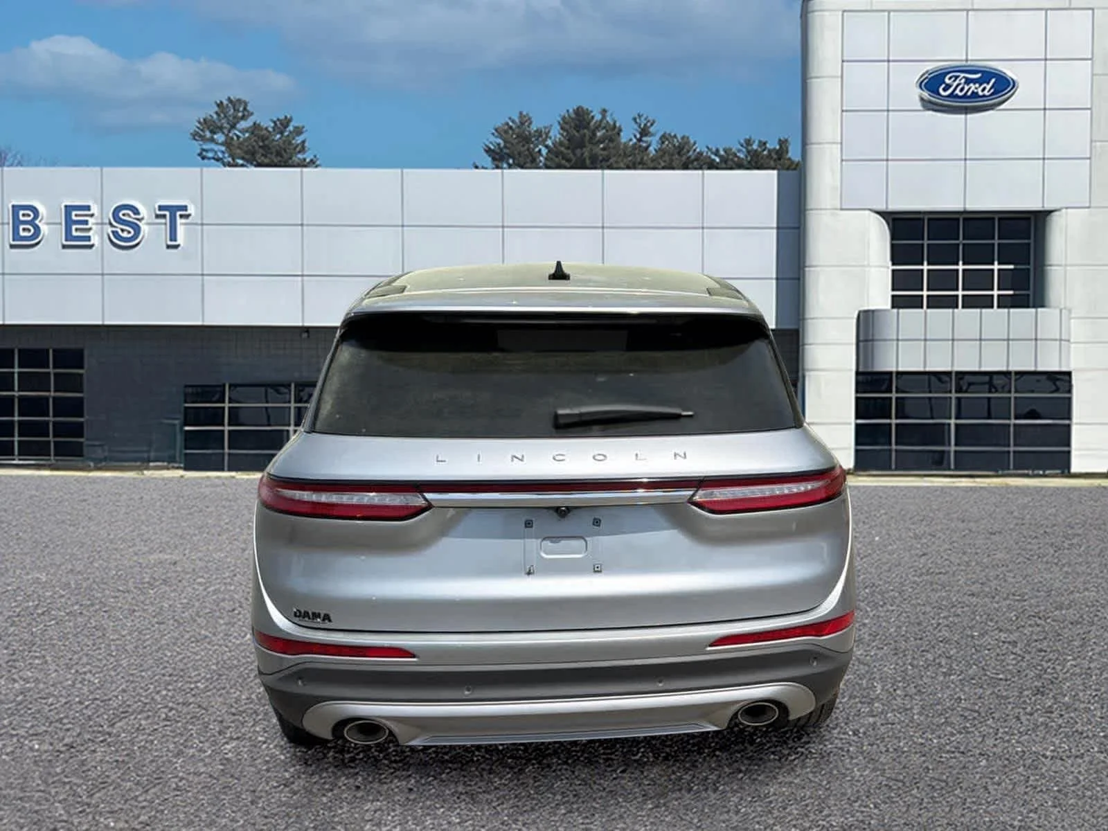 Used 2023 Silver Radiance Clearcoat Metallic Lincoln Standard image 6