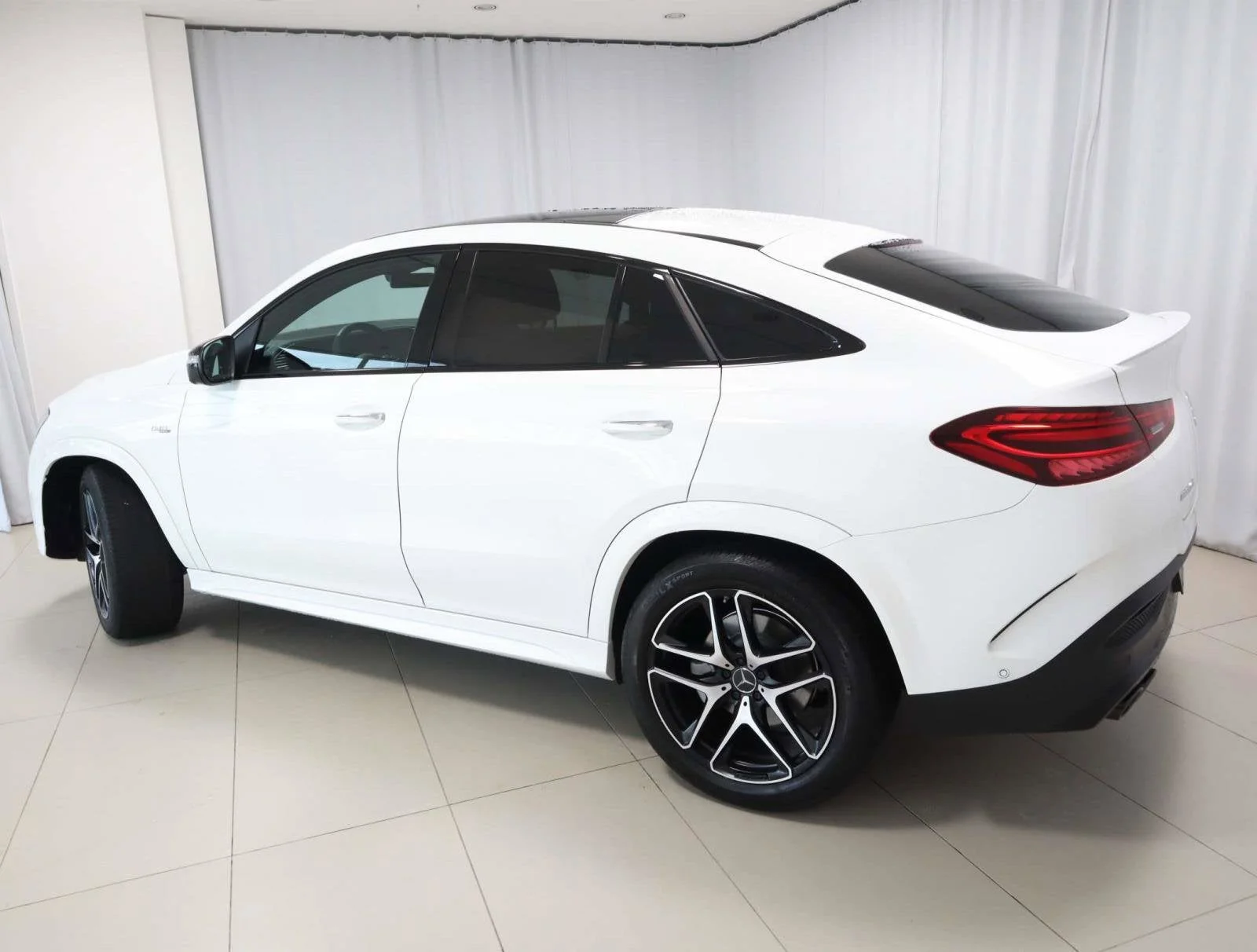 Used 2025 Polar White Mercedes-Benz AMG® GLE 53 image 3