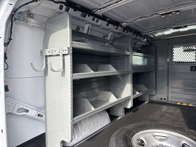 2025 Chevrolet Express Cargo Work Van - Photo 12