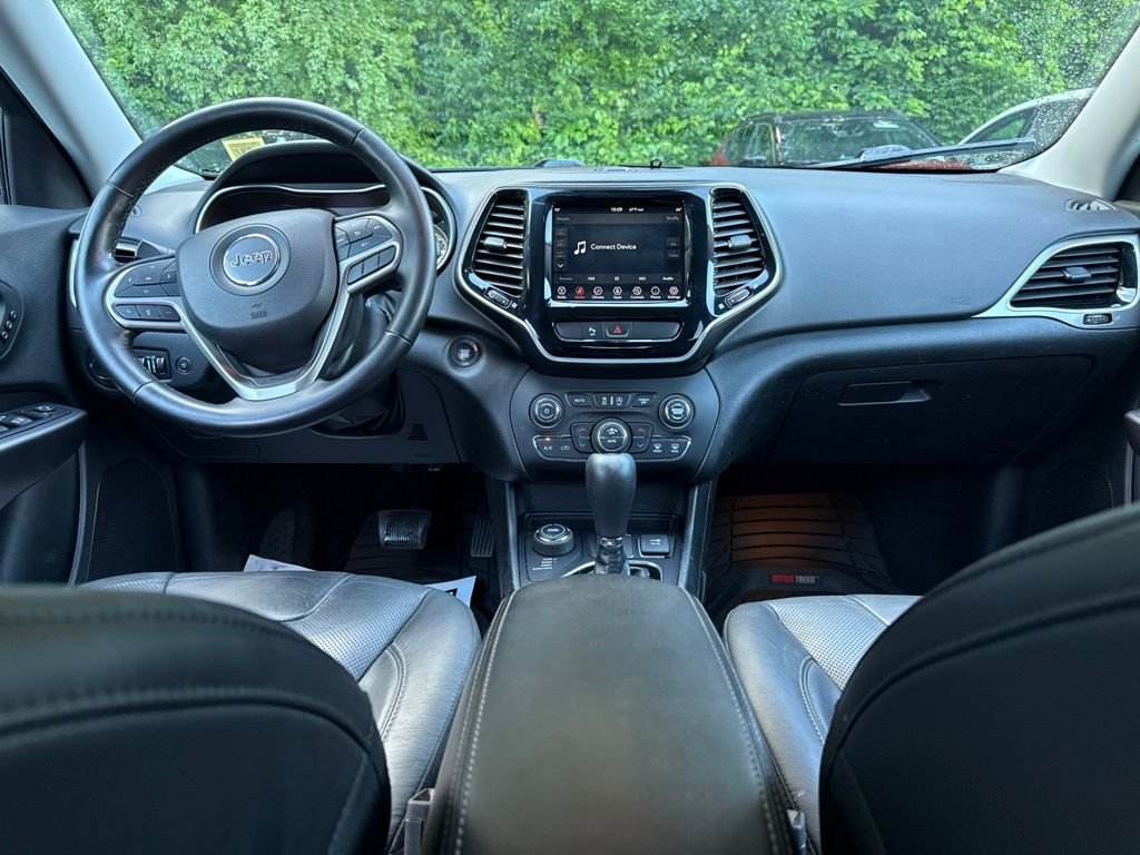 Used 2019 Gray Jeep Limited image 18