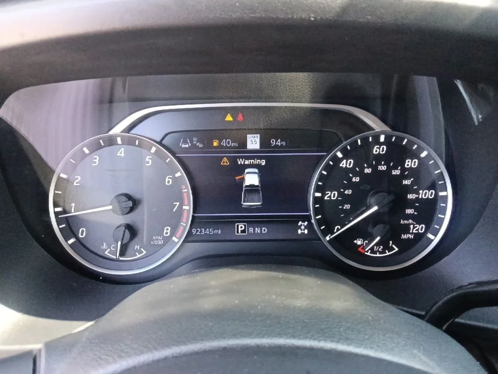 Used 2021 White Nissan SV image 20