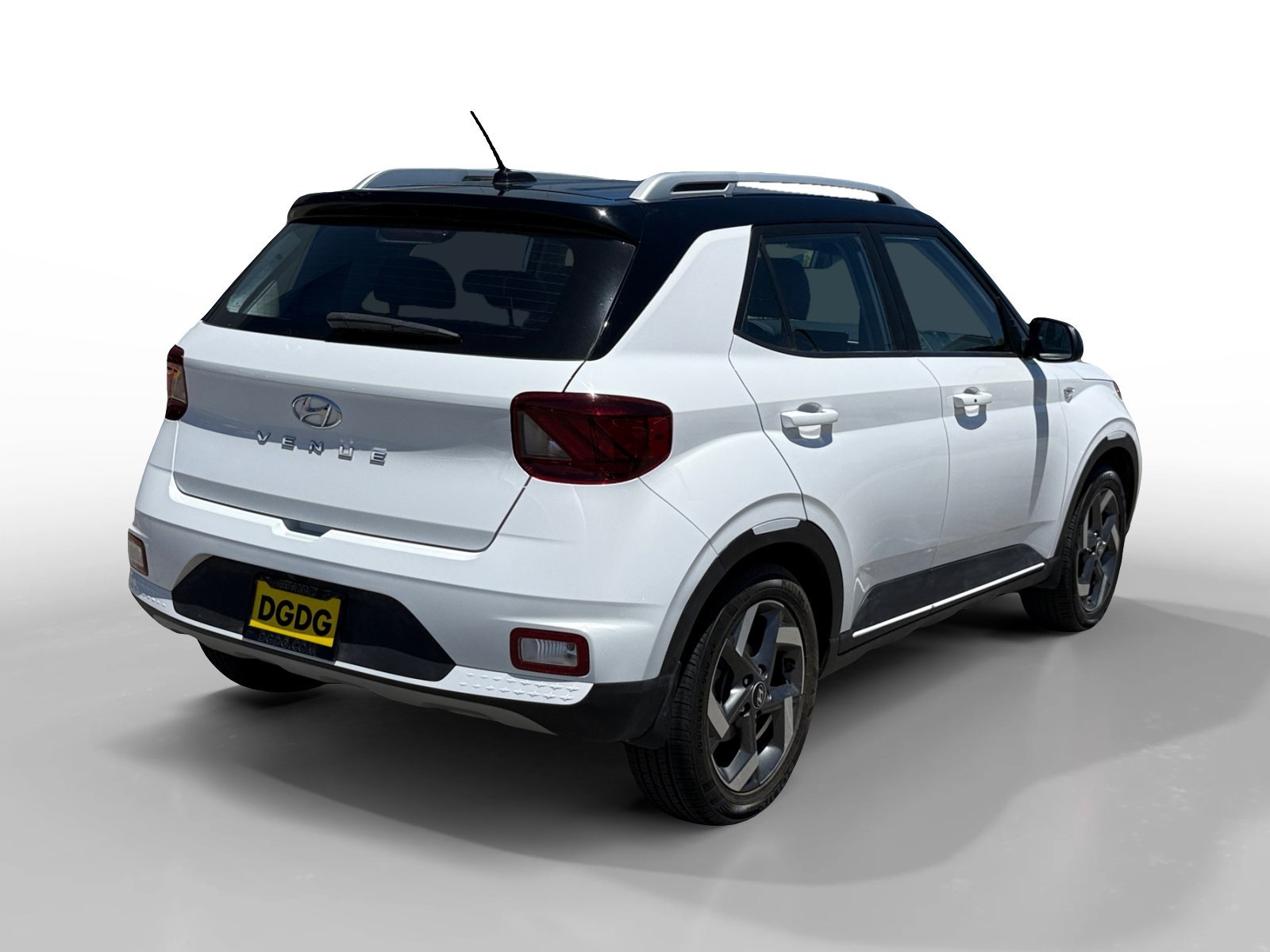 Certified Used 2023 Lunar White Hyundai  image 5