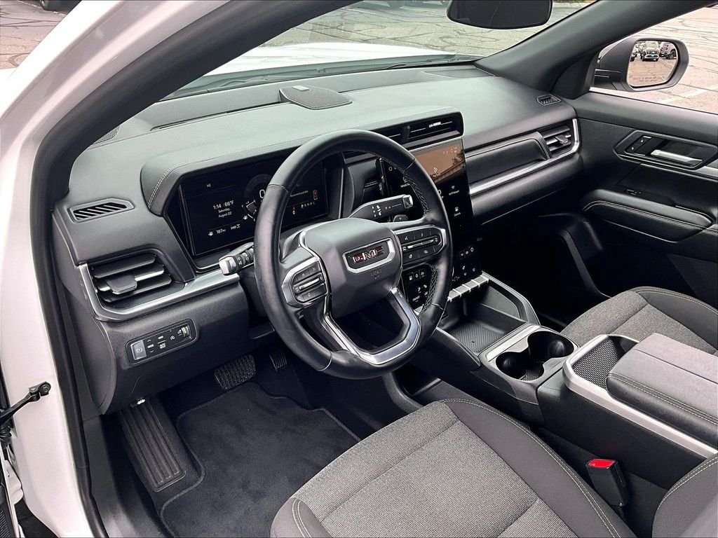 Used 2026 White GMC Elevation image 8