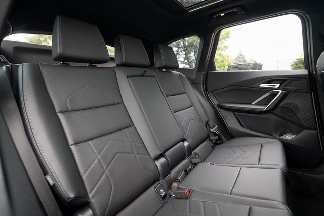2026 BMW X1 28i - Photo 34