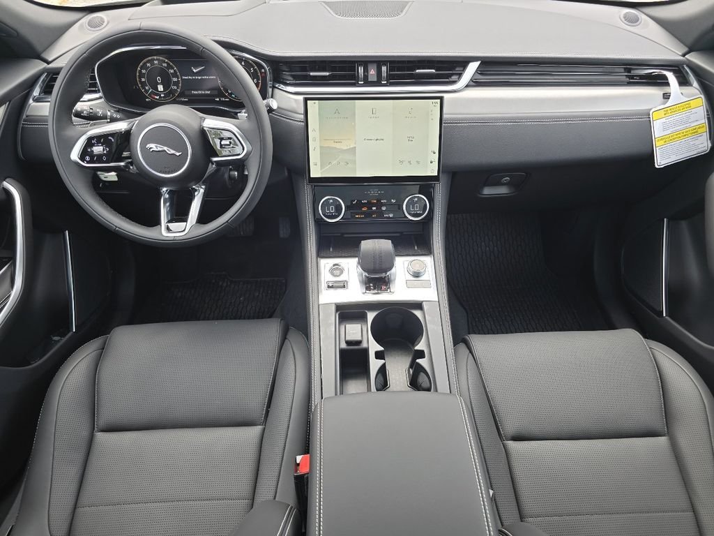 New 2026 Eiger Grey Jaguar P250 R-Dynamic S image 35