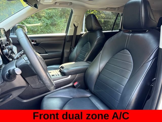 Used 2022 Beige Toyota XLE image 14