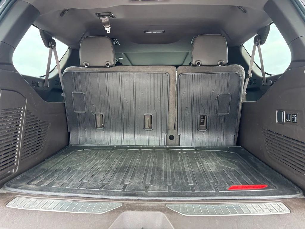 Used 2022 Black GMC Denali image 26