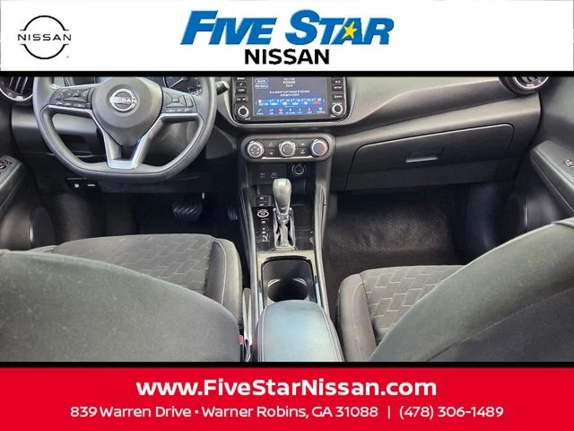 Used 2023 Gray Nissan SV image 8