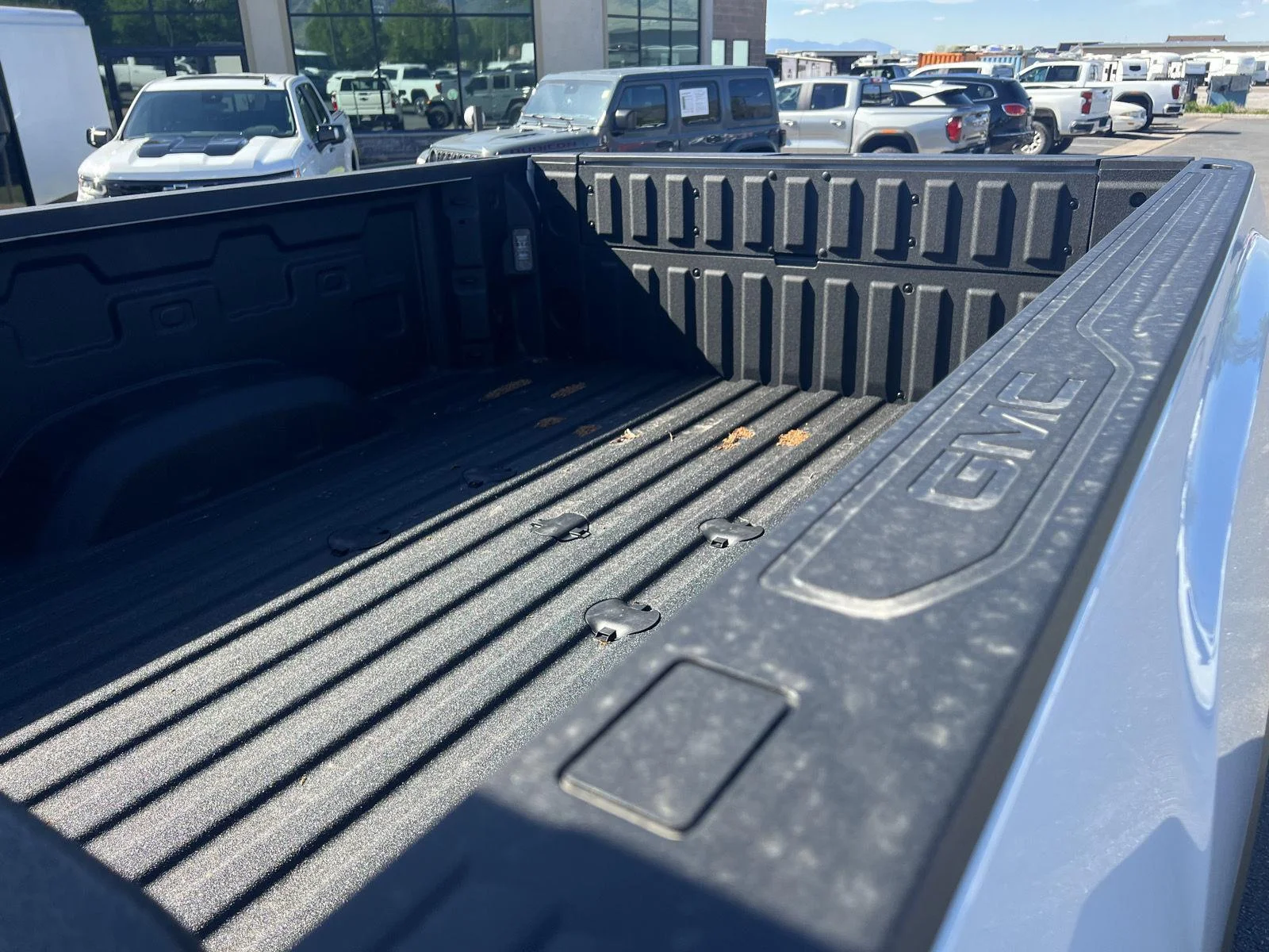 2026 GMC Sierra 3500HD Denali - Photo 14