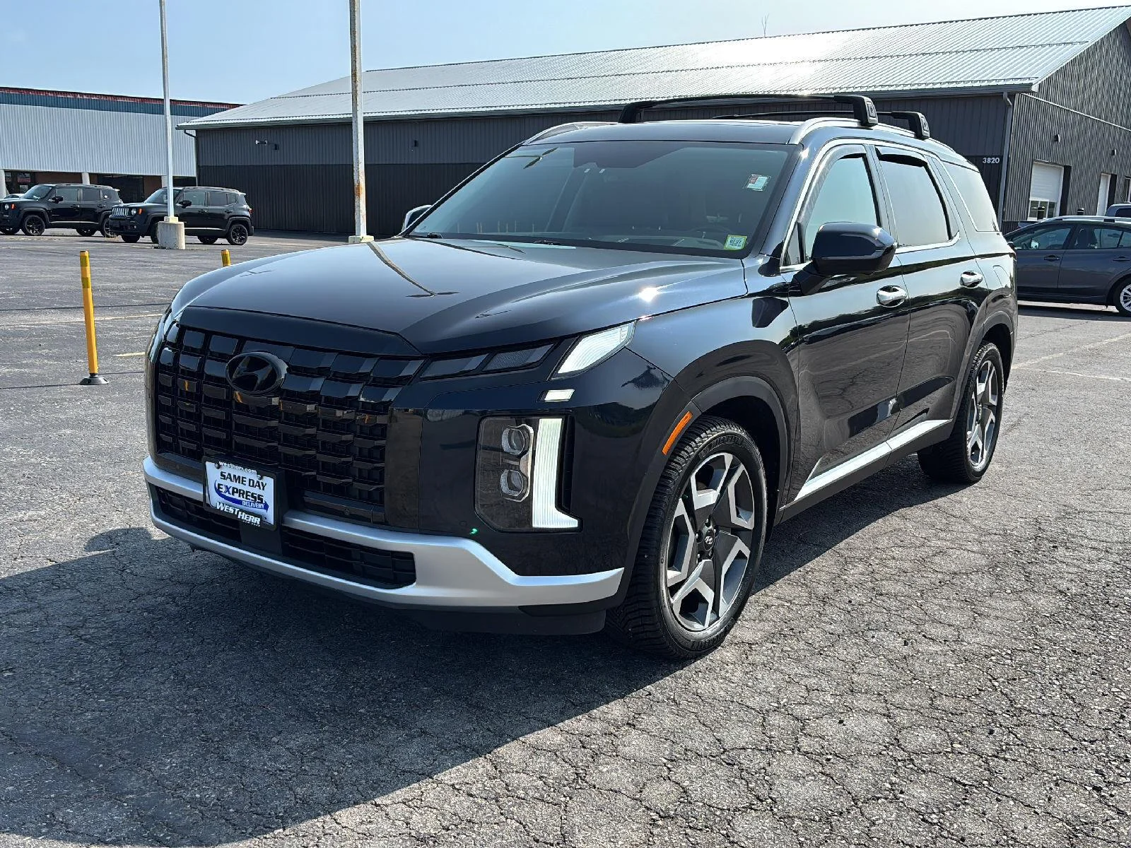 Used 2023  Hyundai Limited image 3