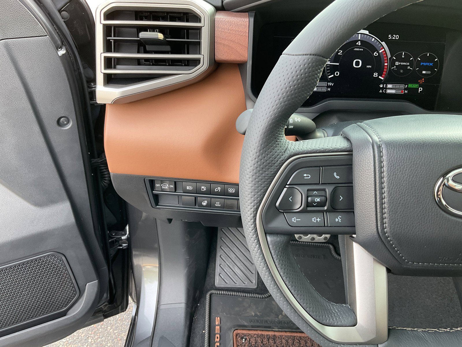 2026 Toyota Sequoia 1794 - Photo 27