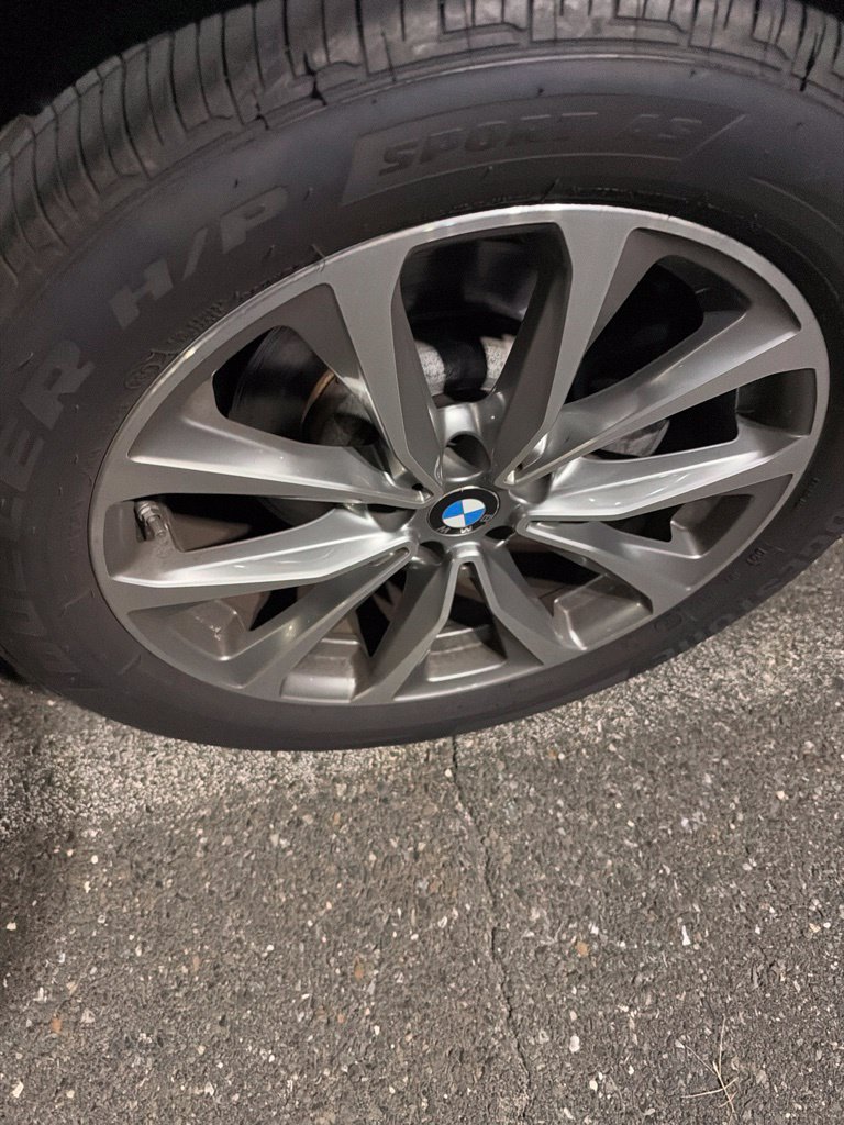 Used 2019 Alpine White BMW xDrive30i image 6