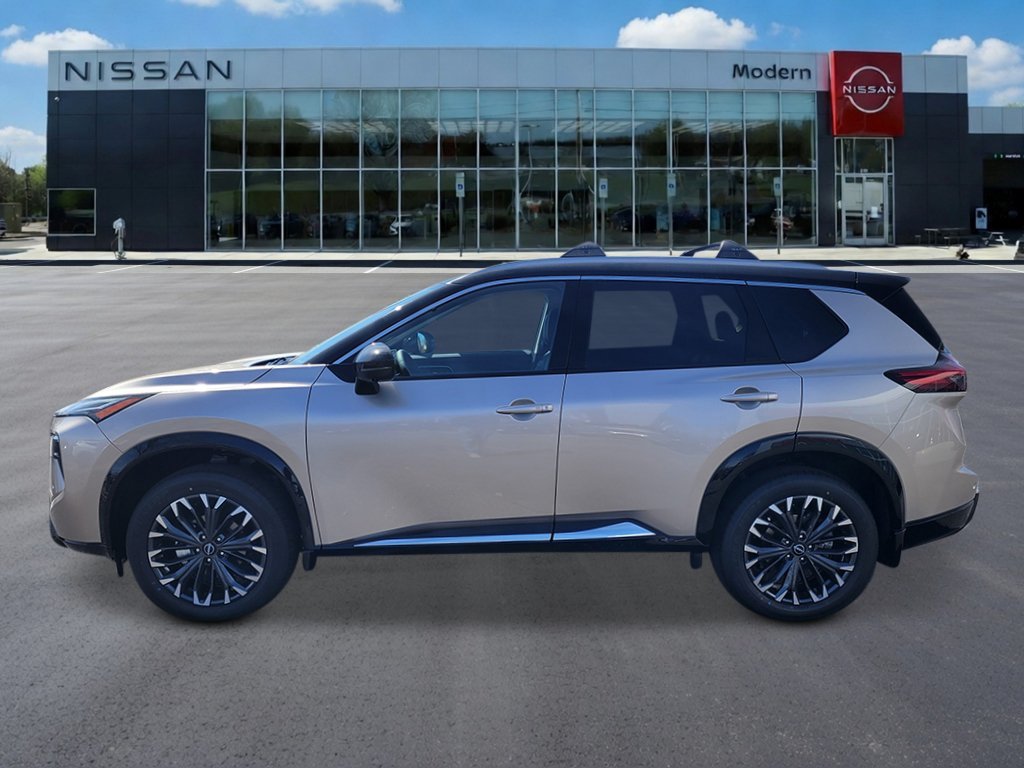 New 2026 Champagne Silver Metallic/Super Black Nissan Platinum image 2