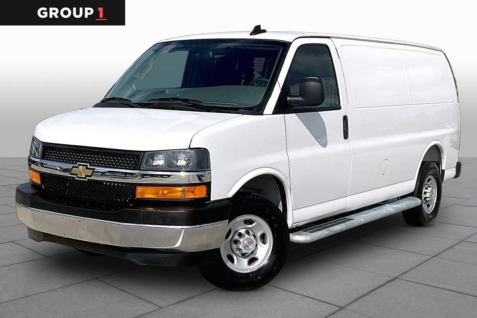 2025 Chevrolet Express Cargo
