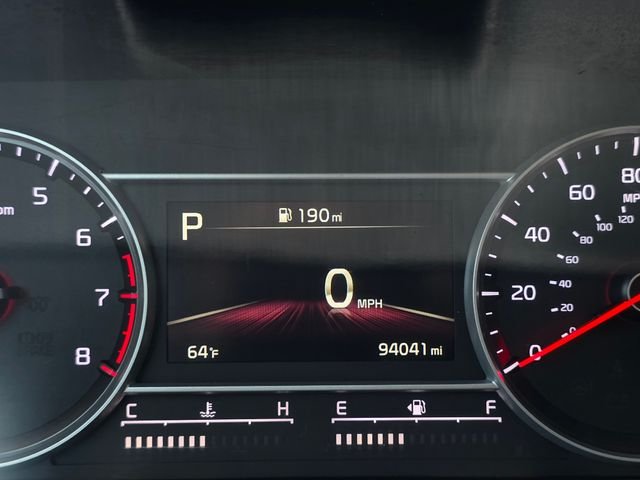 Used 2021 White Kia SX image 33