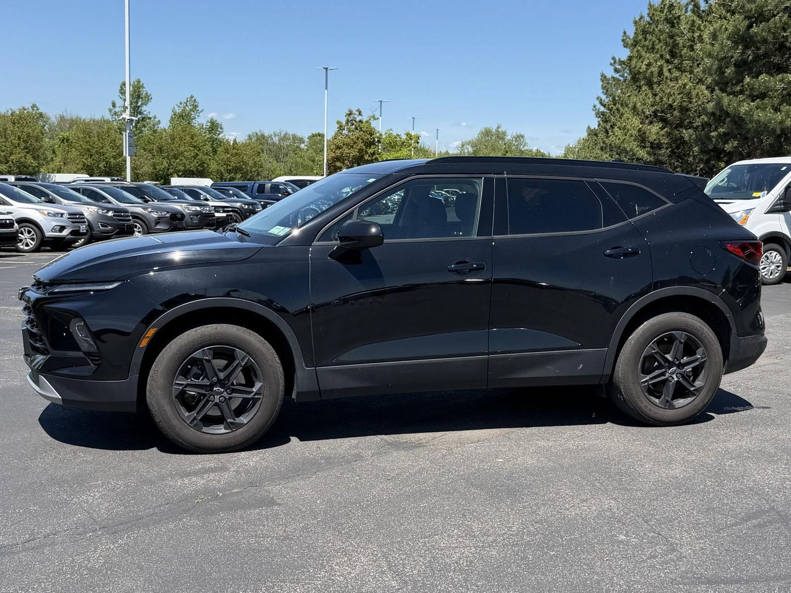 Used 2023 Black Chevrolet LT image 4