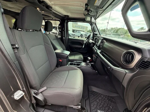 Used 2020 Gray Jeep Unlimited Sport S image 20