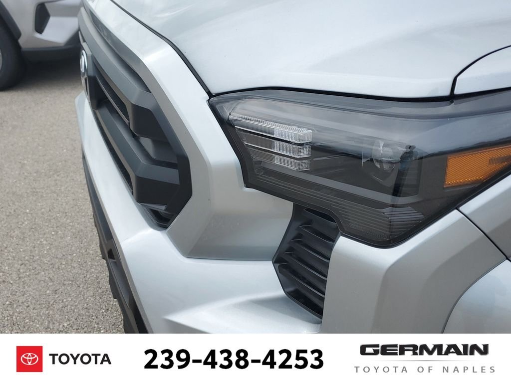 2026 Toyota Tacoma SR5 - Photo 12