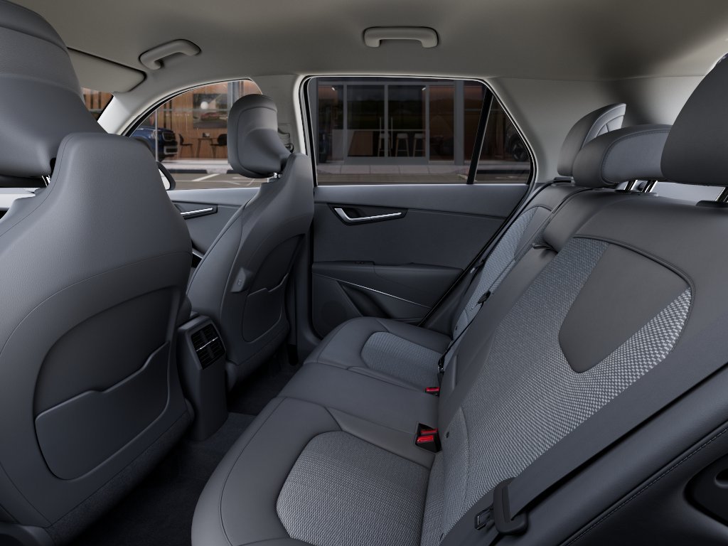 New 2026 Snow White Pearl Kia EX image 18