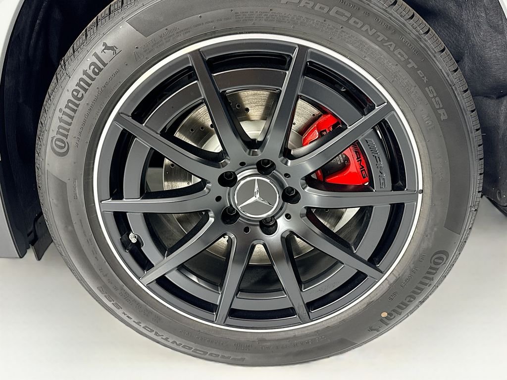 New 2026 MANUFAKTUR Alpine Gray Mercedes-Benz GLA 35 AMG® image 31