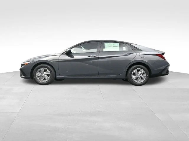 Used 2026 Gray Hyundai SE image 33
