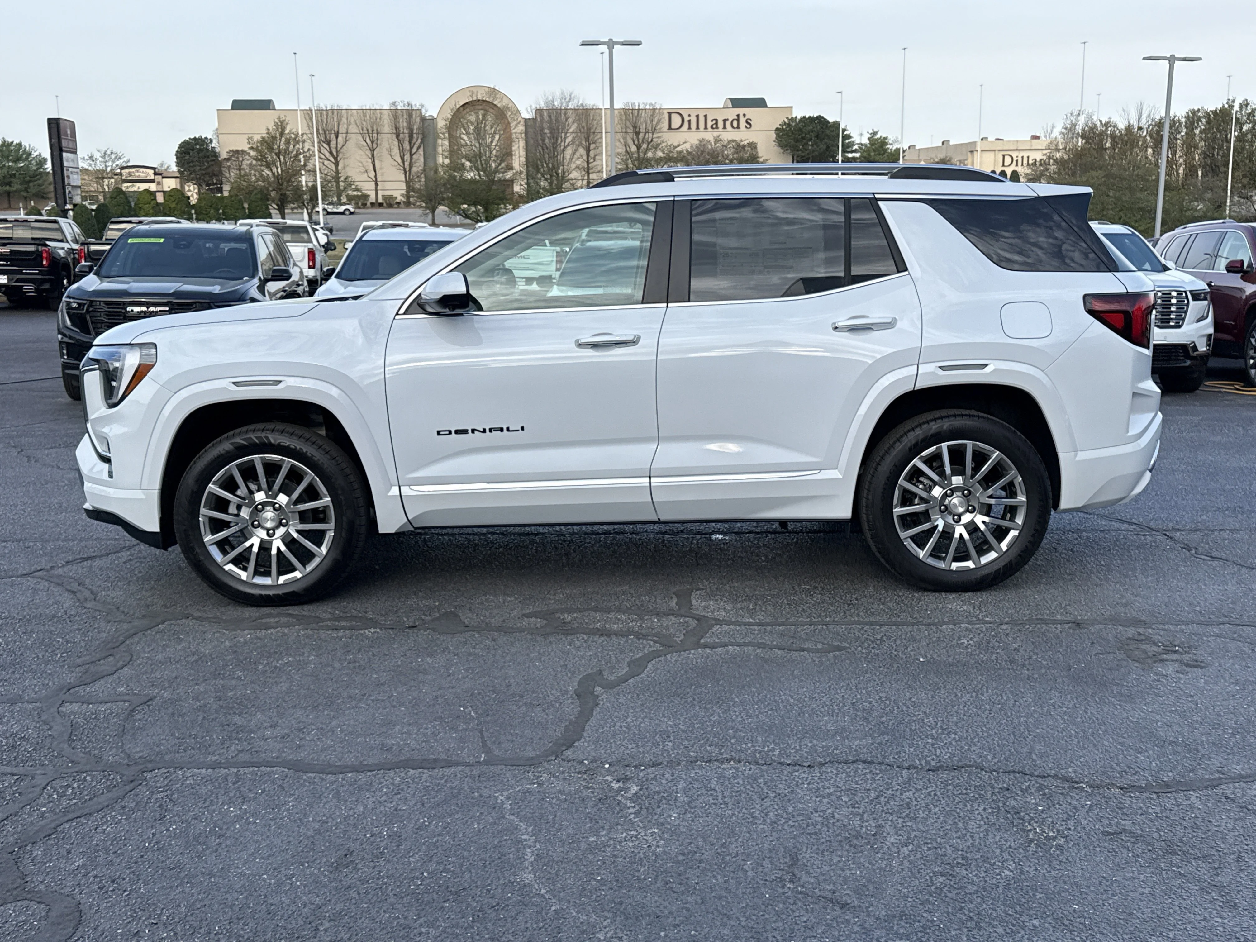 2026 GMC Terrain Denali - Photo 12
