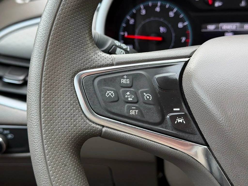Used 2023 Gray Chevrolet LS image 17