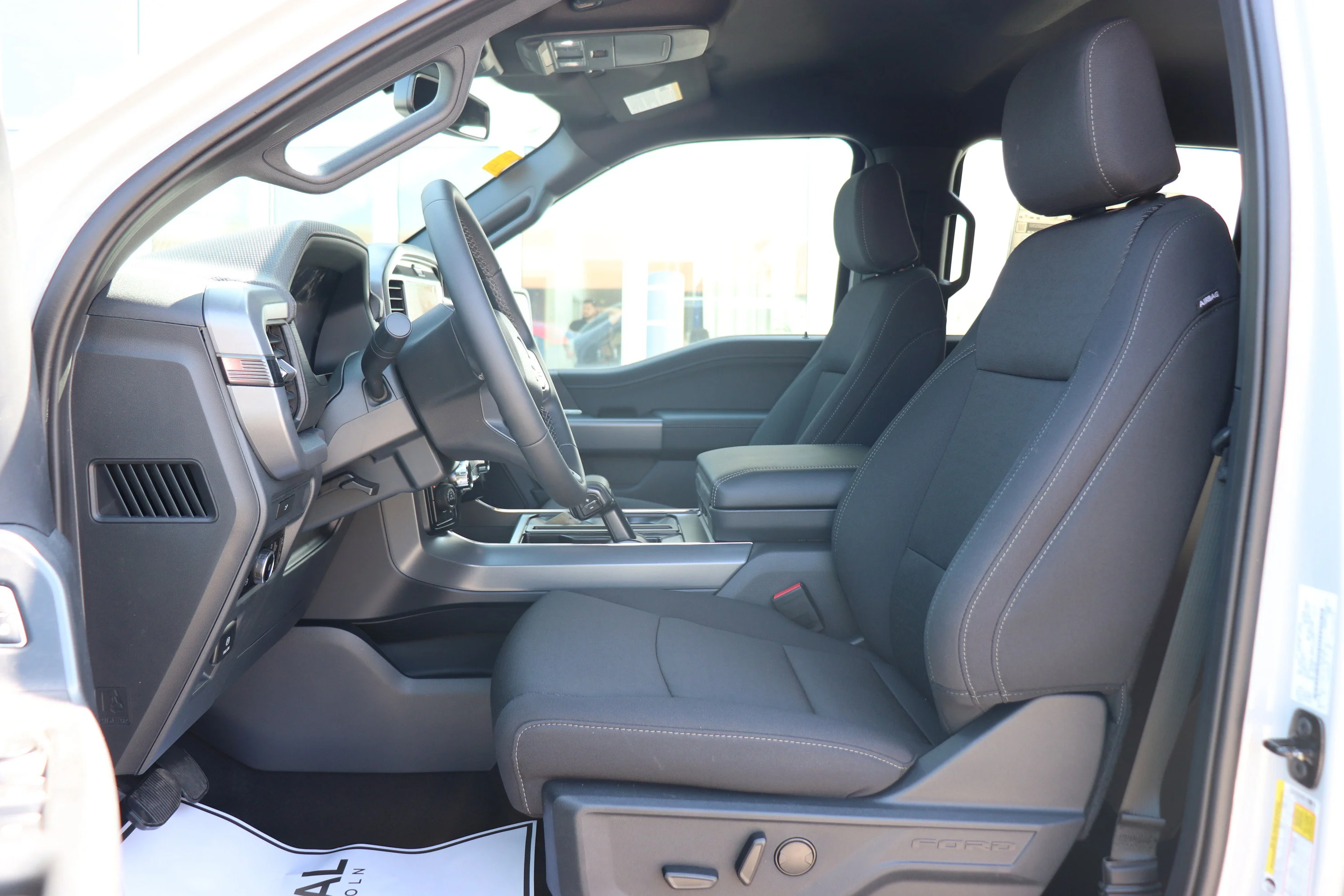 New 2026 AVALANCHE Ford XLT image 9
