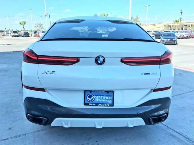 Used 2024 White BMW xDrive40i image 6
