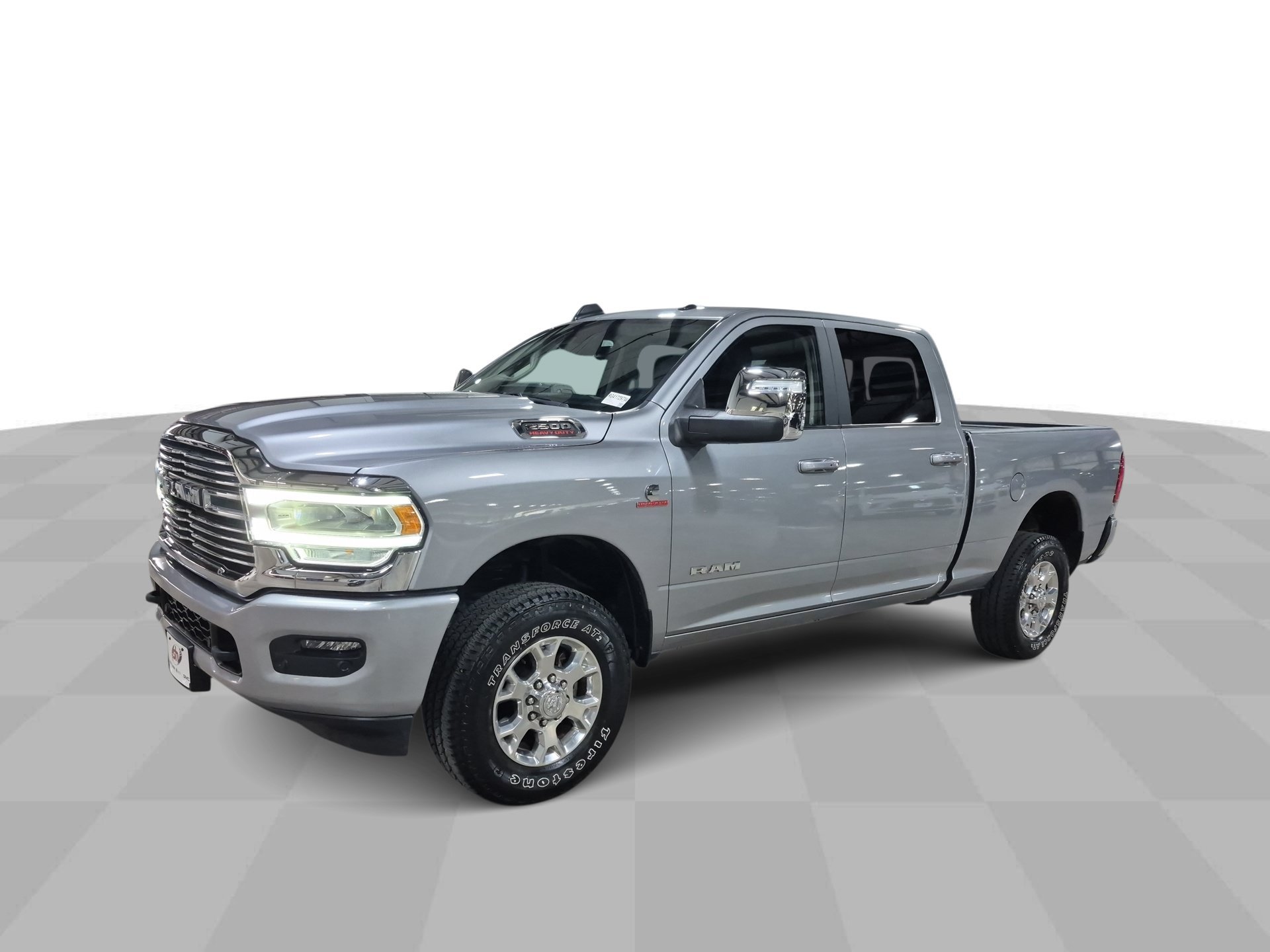 Used 2024 Billet Silver Metallic Clearcoat Ram Laramie image 1