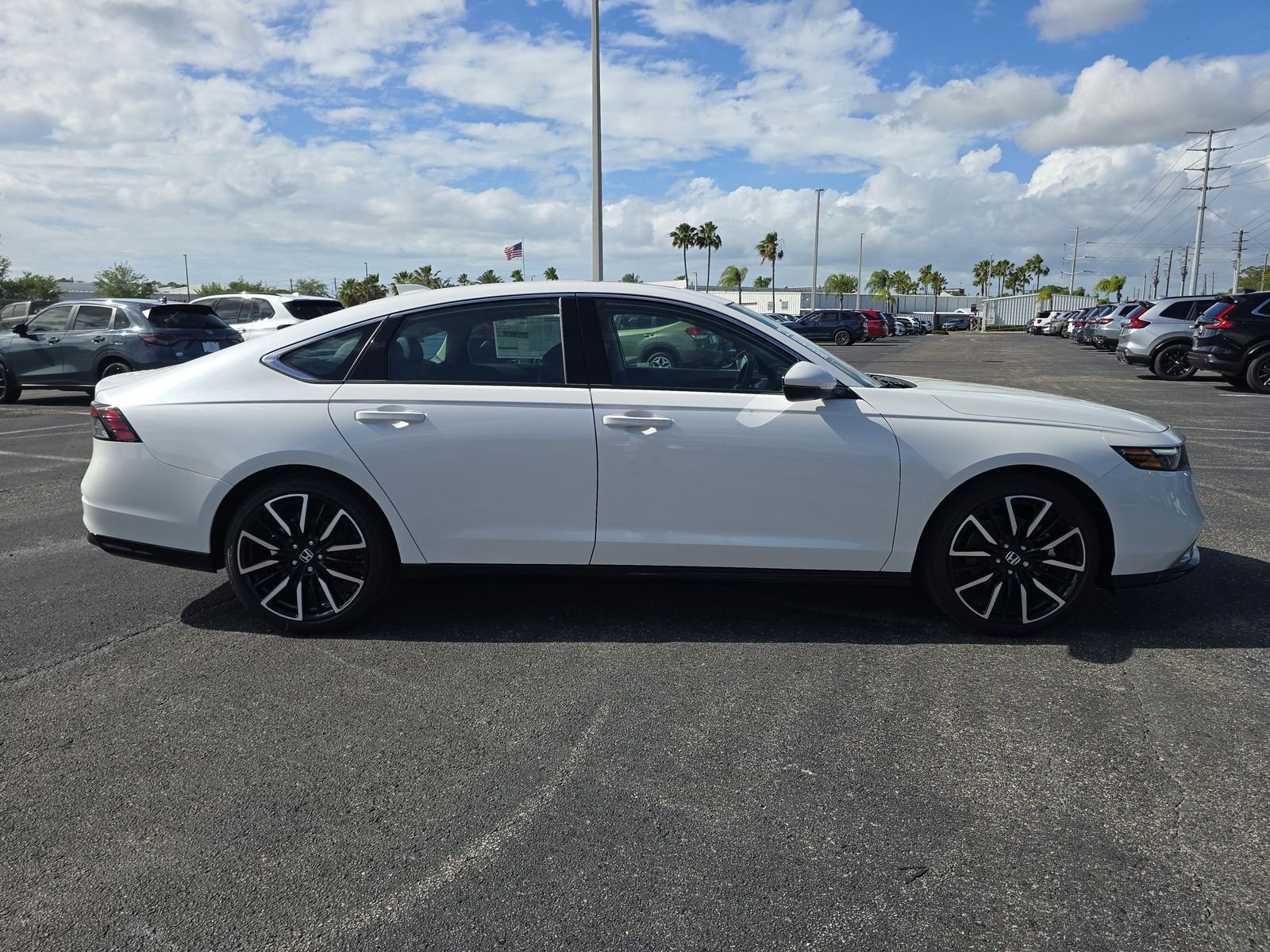 New 2026 Silver Honda Touring image 3