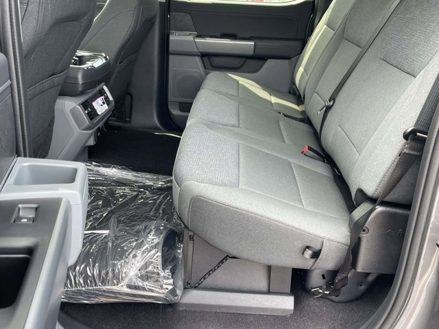 New 2026 Carbonized Gray Metallic Ford XLT image 33