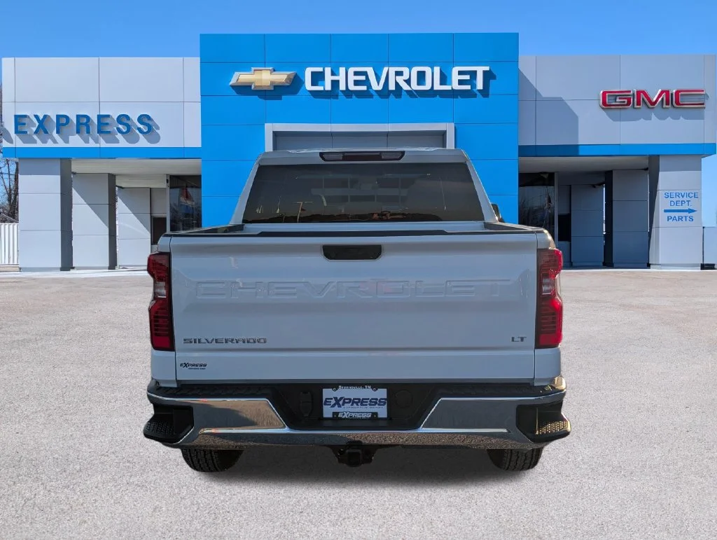 New 2026 Summit White Chevrolet LT image 4