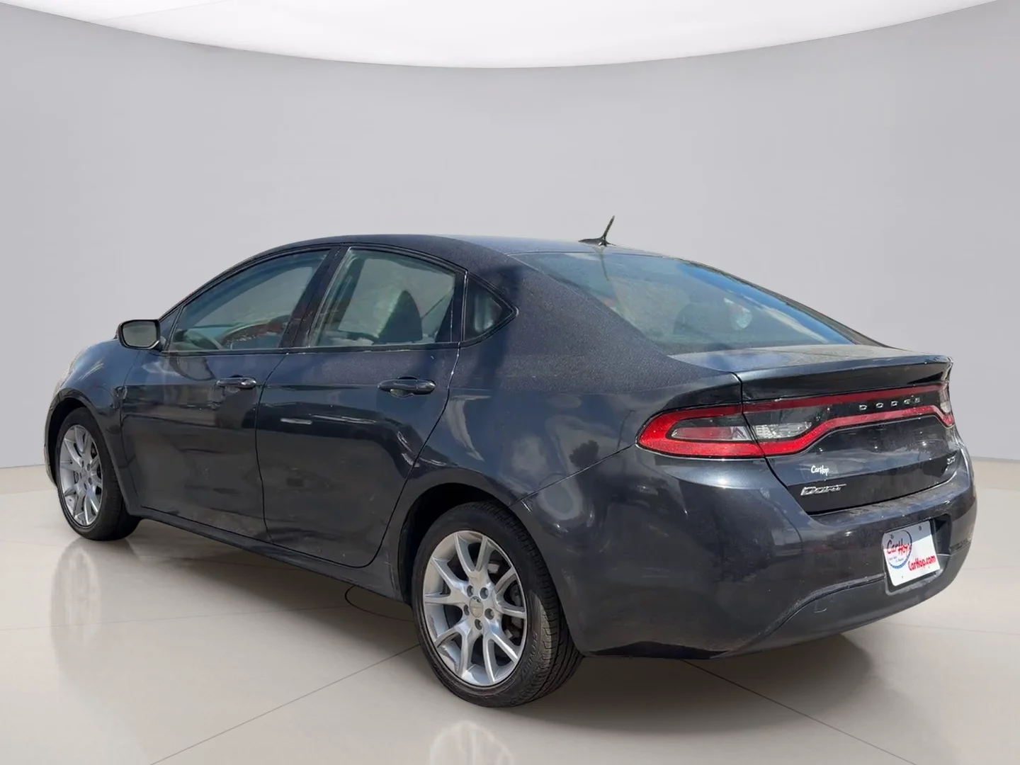 Used 2013 Gray Dodge SXT image 3