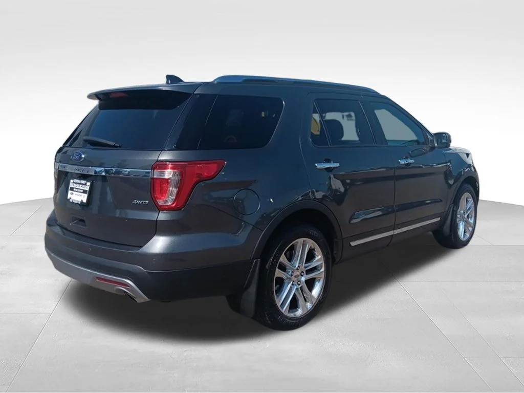Used 2017 Magnetic Ford Limited image 6