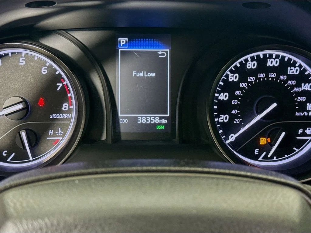 Certified Used 2024 Ice Cap Toyota SE image 12