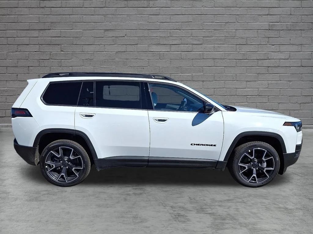 New 2026 Bright White Clearcoat Jeep Overland image 9
