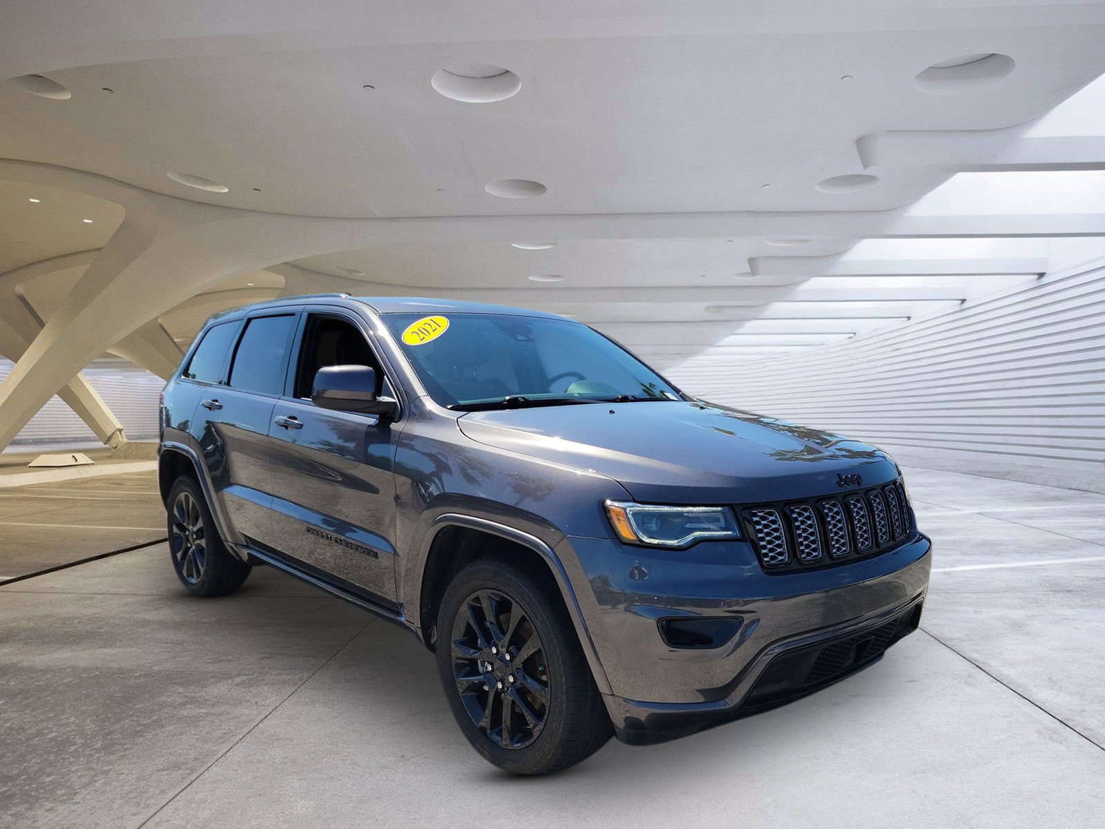 2021 Jeep Grand Cherokee Laredo X's photo