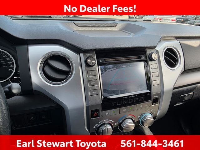 Used 2015 Black Toyota SR5 image 11