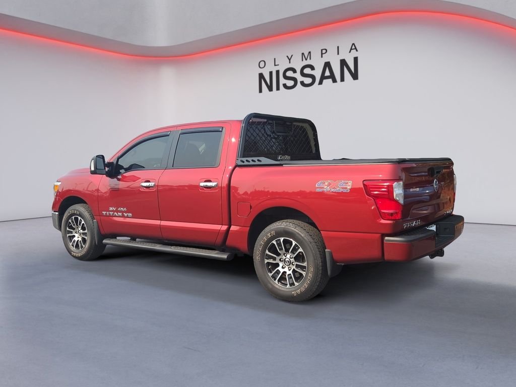 Used 2018 Red Nissan SV image 4