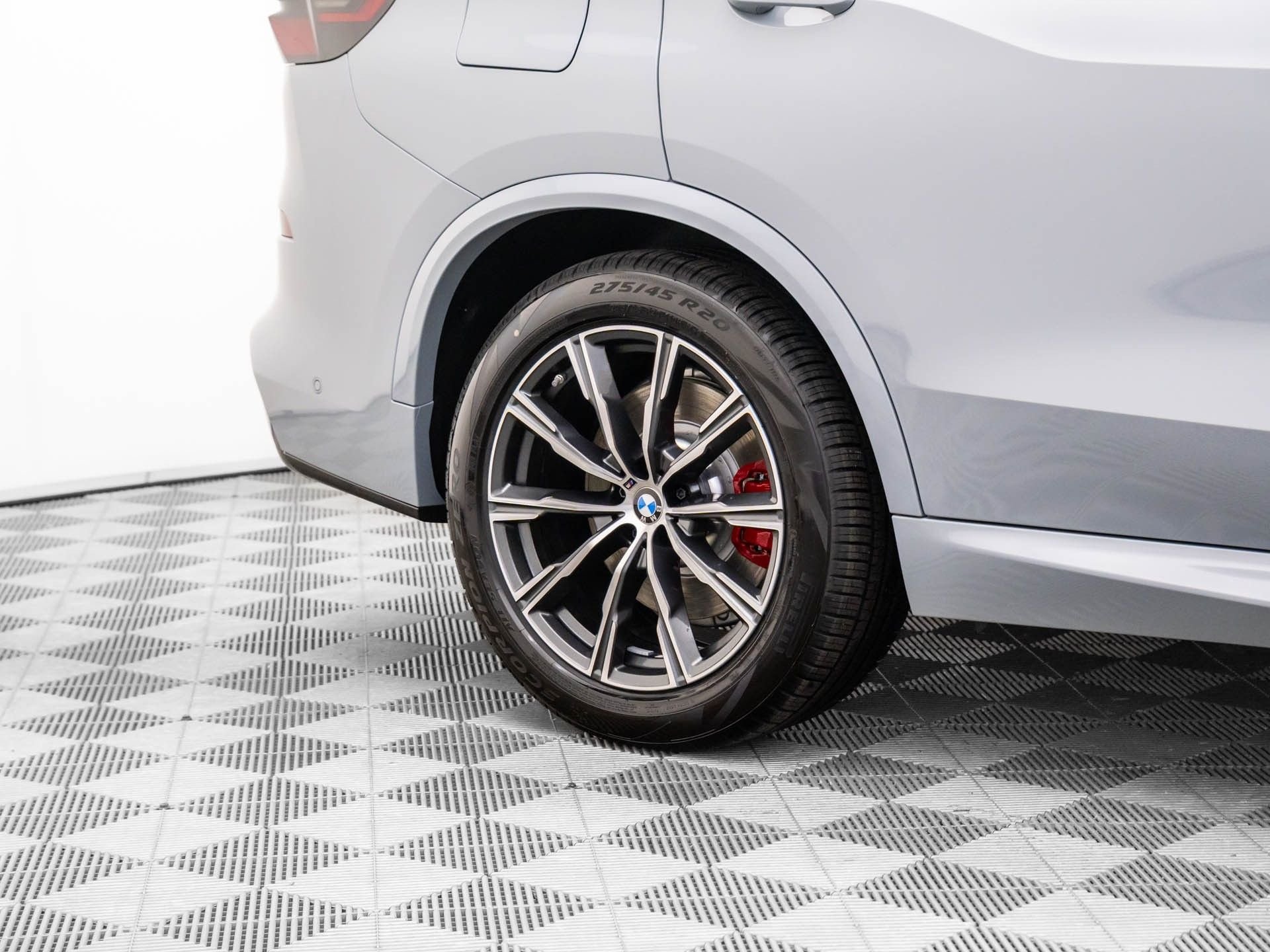 New 2026 Brooklyn Grey Metallic BMW xDrive50e image 34