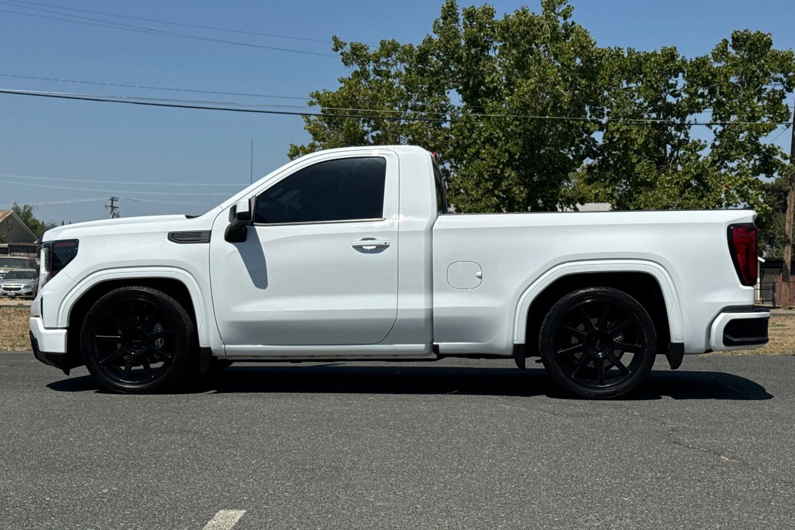 Used 2023 Summit White GMC Pro image 8