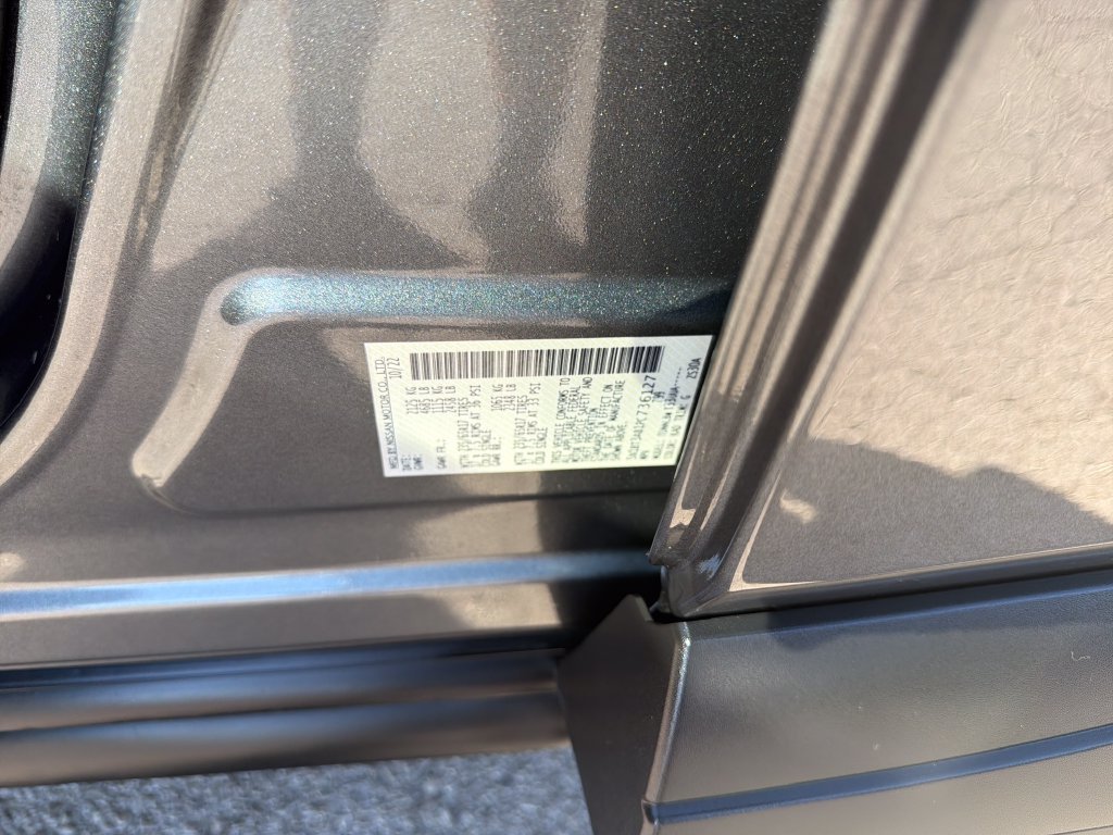 Used 2023 Gray Nissan S image 23