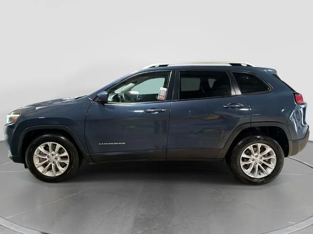 Used 2021 Blue Jeep Latitude image 7