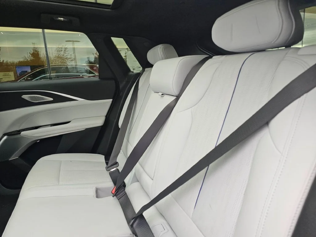 Certified Used 2024 Crystal White Tricoat Cadillac Sport 3 image 21