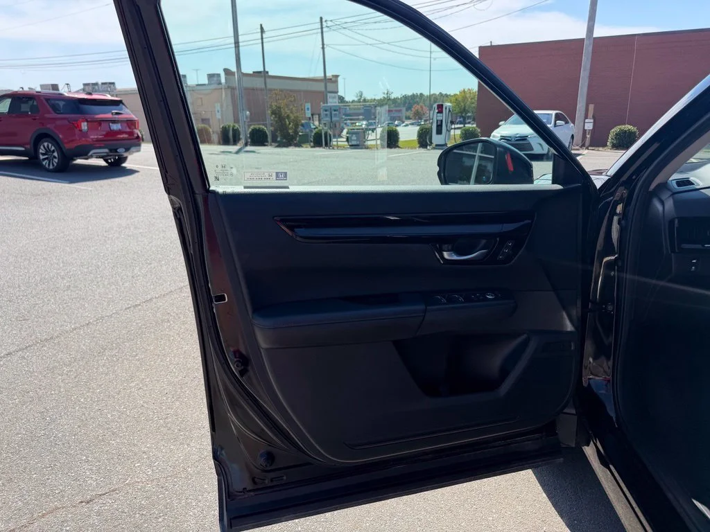 Used 2023 Black Honda EX-L image 13