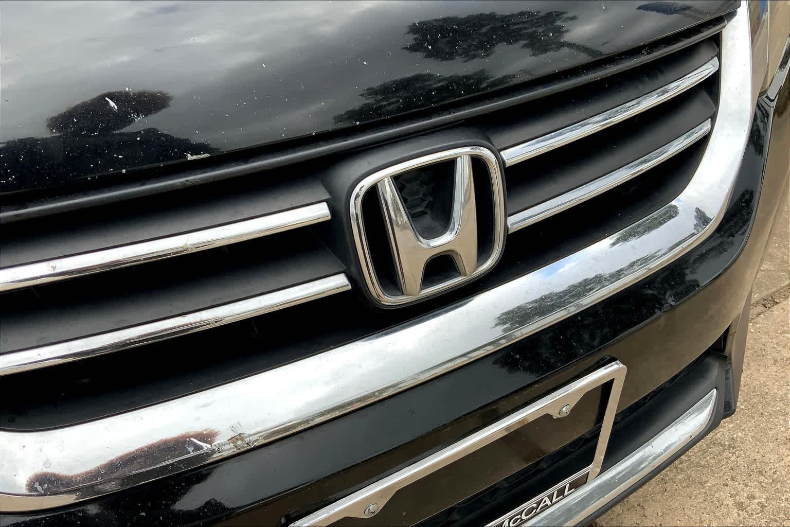 Used 2014 Crystal Black Pearl Honda EX-L image 27