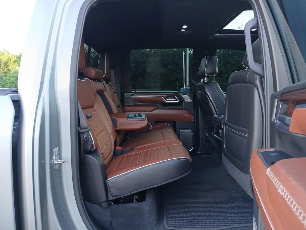 Used 2024 Sterling Metallic GMC Denali Ultimate DRW image 28